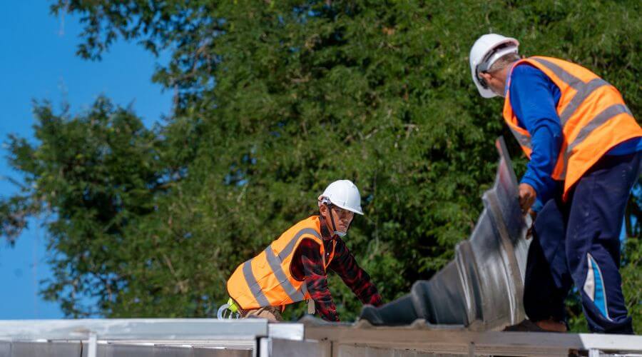 Professional Flat Roofing Installation in Cowarts, AL